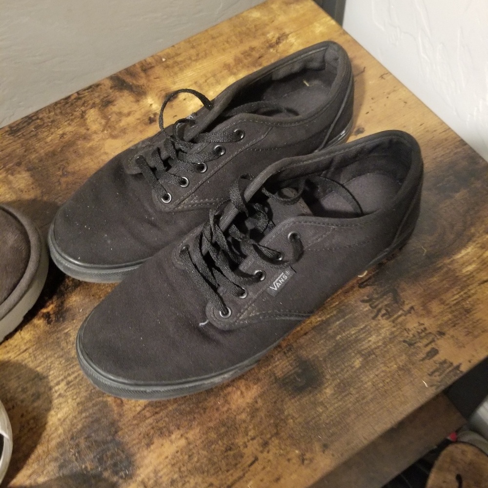 Van's